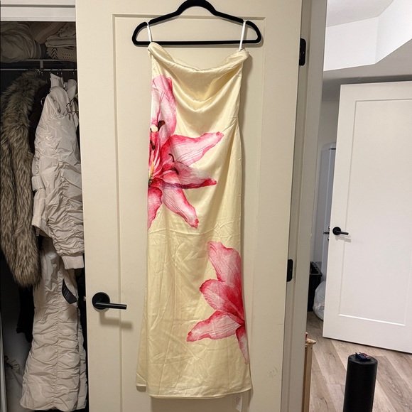 More To Come Dresses & Skirts - Revolve Floral Print Cream Dress